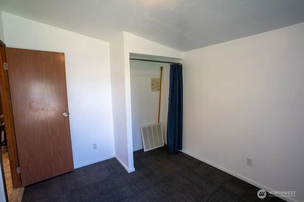 7826 Bouldercrest Road NE Moses Lake WA 98837
