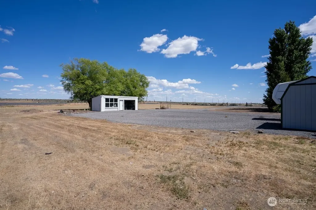 7826 Bouldercrest Road NE Moses Lake WA 98837