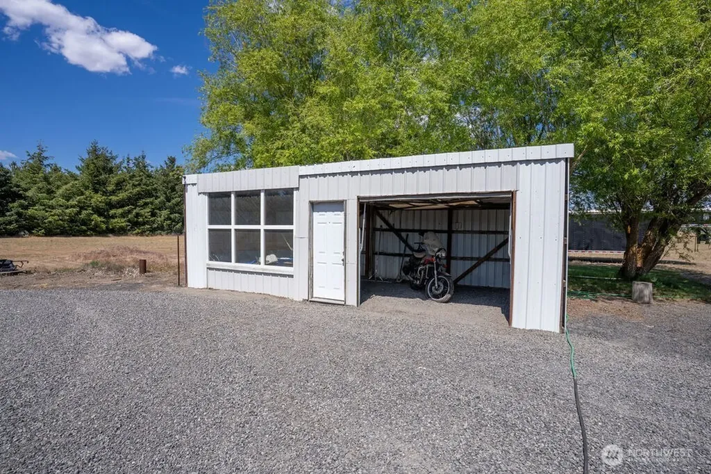 7826 Bouldercrest Road NE Moses Lake WA 98837