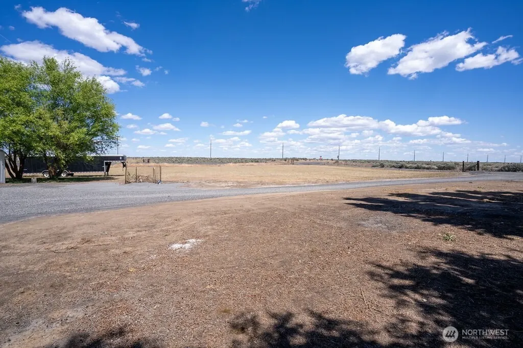 7826 Bouldercrest Road NE Moses Lake WA 98837