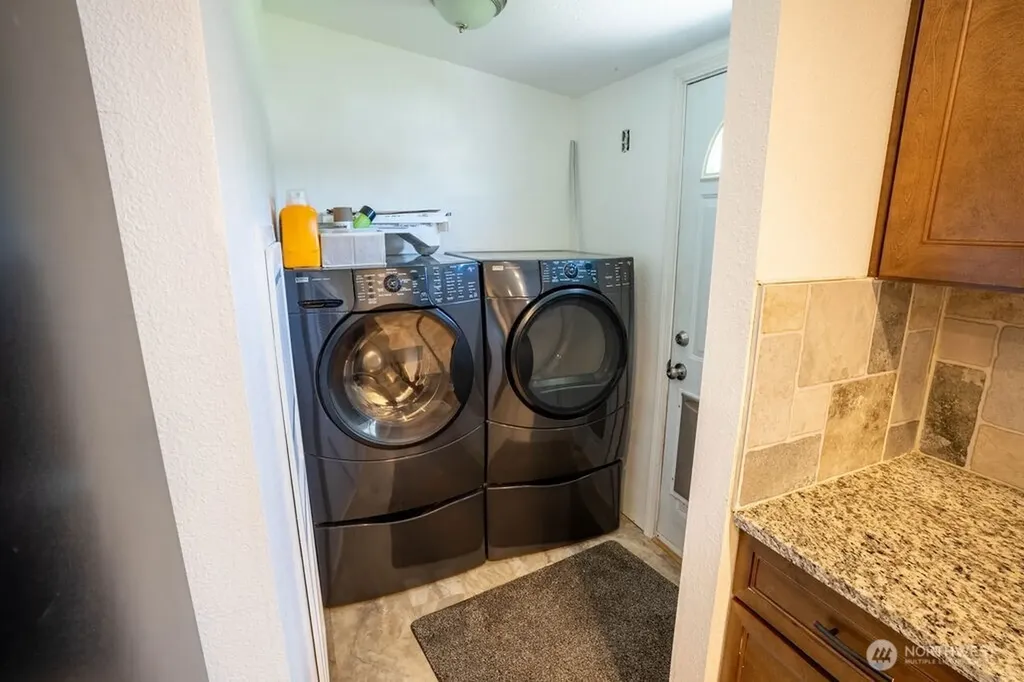 7826 Bouldercrest Road NE Moses Lake WA 98837