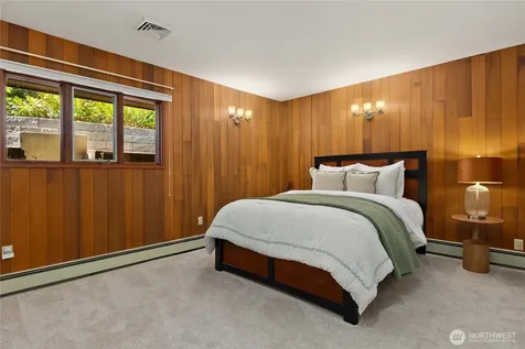 1678 NE Jacobson Road Poulsbo WA 98370