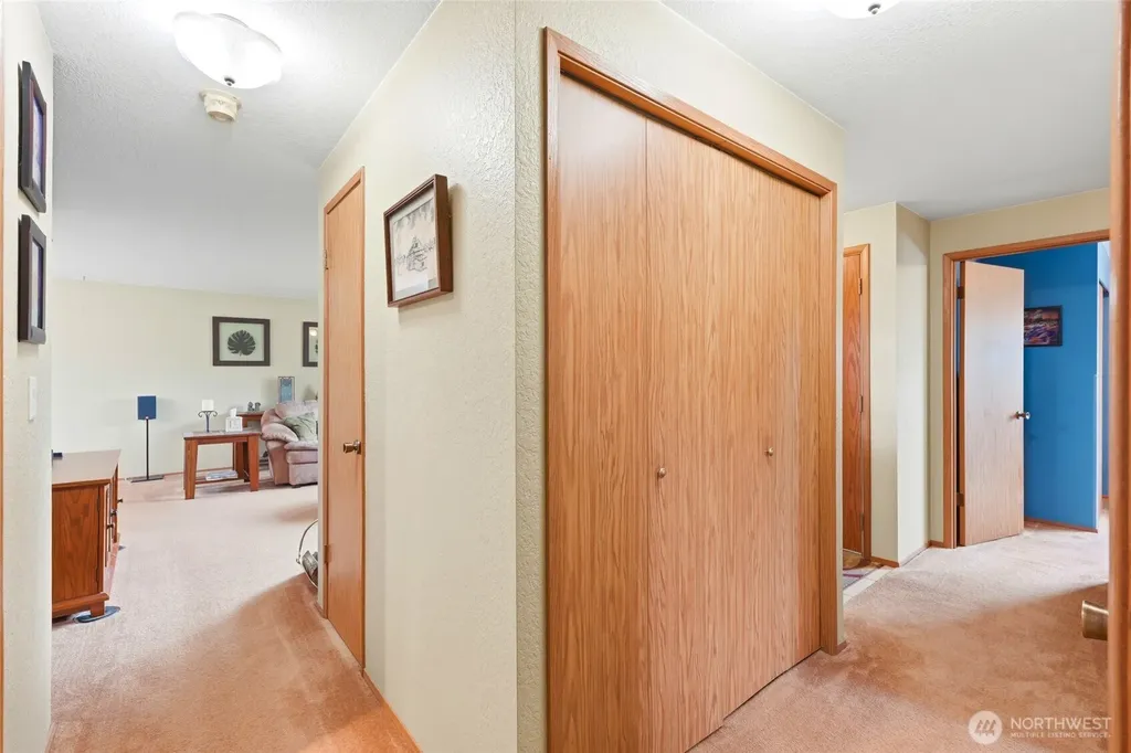 6627 95th Street NE Marysville WA 98270