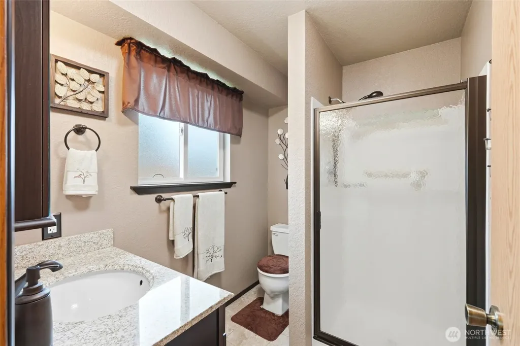 6627 95th Street NE Marysville WA 98270