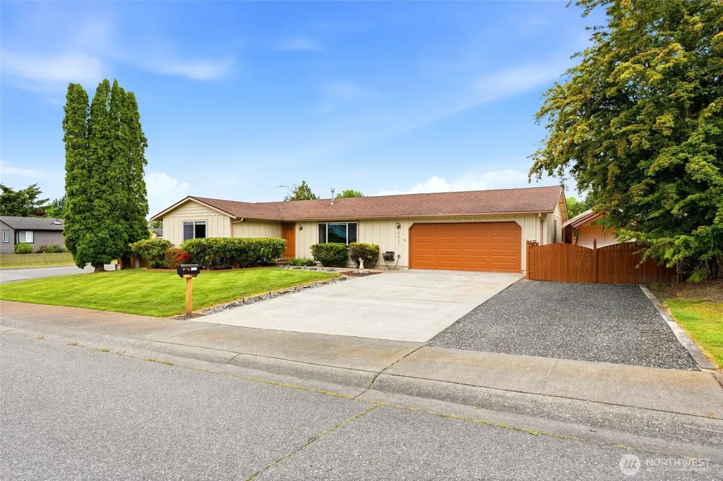 6627 95th Street NE Marysville WA 98270
