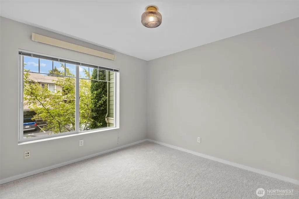 1931 23rd Place NE Issaquah WA 98029