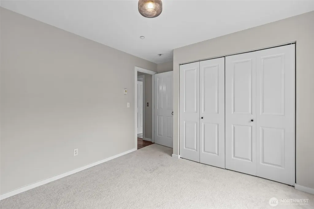 1931 23rd Place NE Issaquah WA 98029