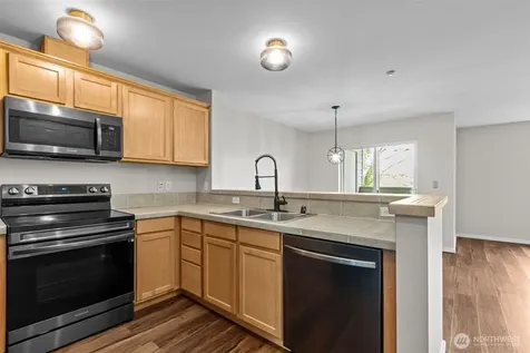1931 23rd Place NE Issaquah WA 98029