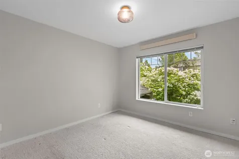 1931 23rd Place NE Issaquah WA 98029