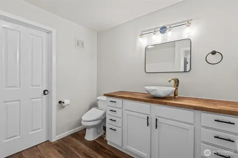 1931 23rd Place NE Issaquah WA 98029