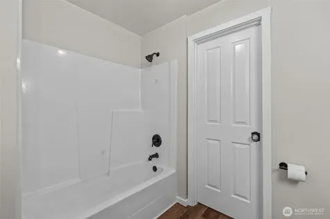 1931 23rd Place NE Issaquah WA 98029