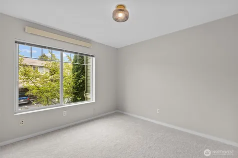 1931 23rd Place NE Issaquah WA 98029