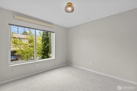 1931 23rd Place NE Issaquah WA 98029