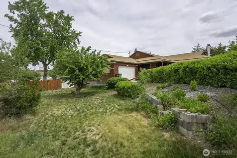 618 1st Avenue NE Soap Lake WA 98851