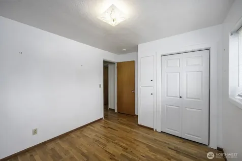 618 1st Avenue NE Soap Lake WA 98851