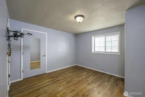 618 1st Avenue NE Soap Lake WA 98851