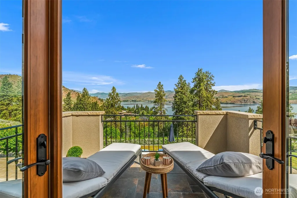 356 Karma Kanyon Drive Chelan WA 98816