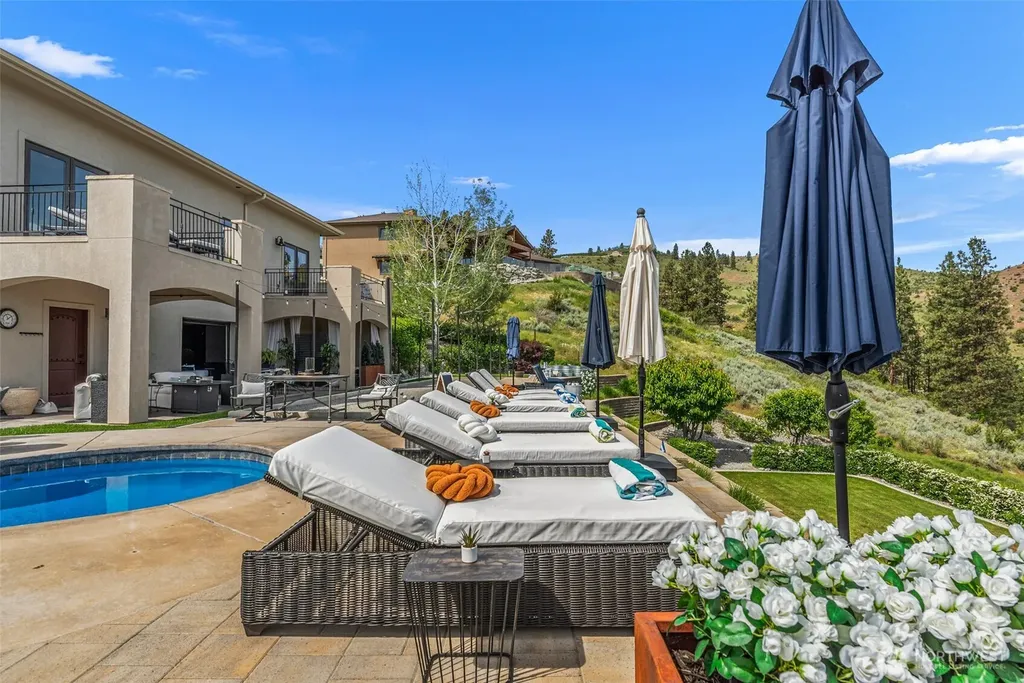 356 Karma Kanyon Drive Chelan WA 98816