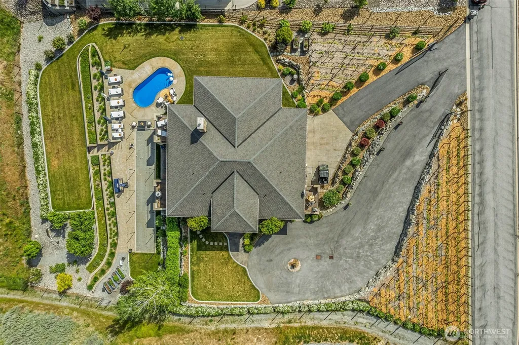 356 Karma Kanyon Drive Chelan WA 98816