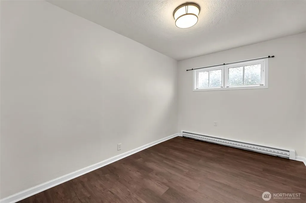 807 N 8th Avenue Kelso WA 98626