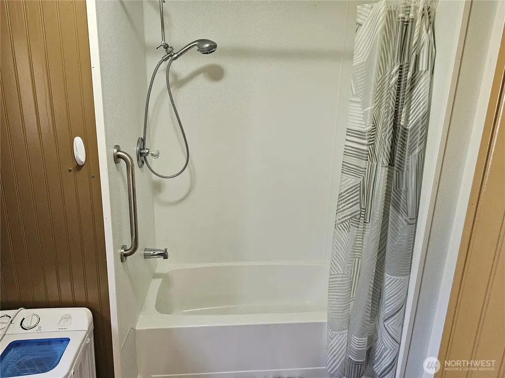 2419 Jahn Avenue NW Gig Harbor WA 98335