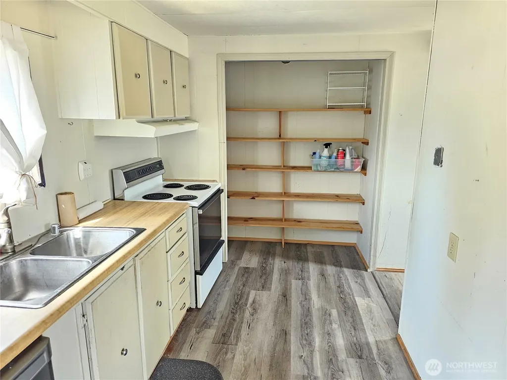2419 Jahn Avenue NW Gig Harbor WA 98335