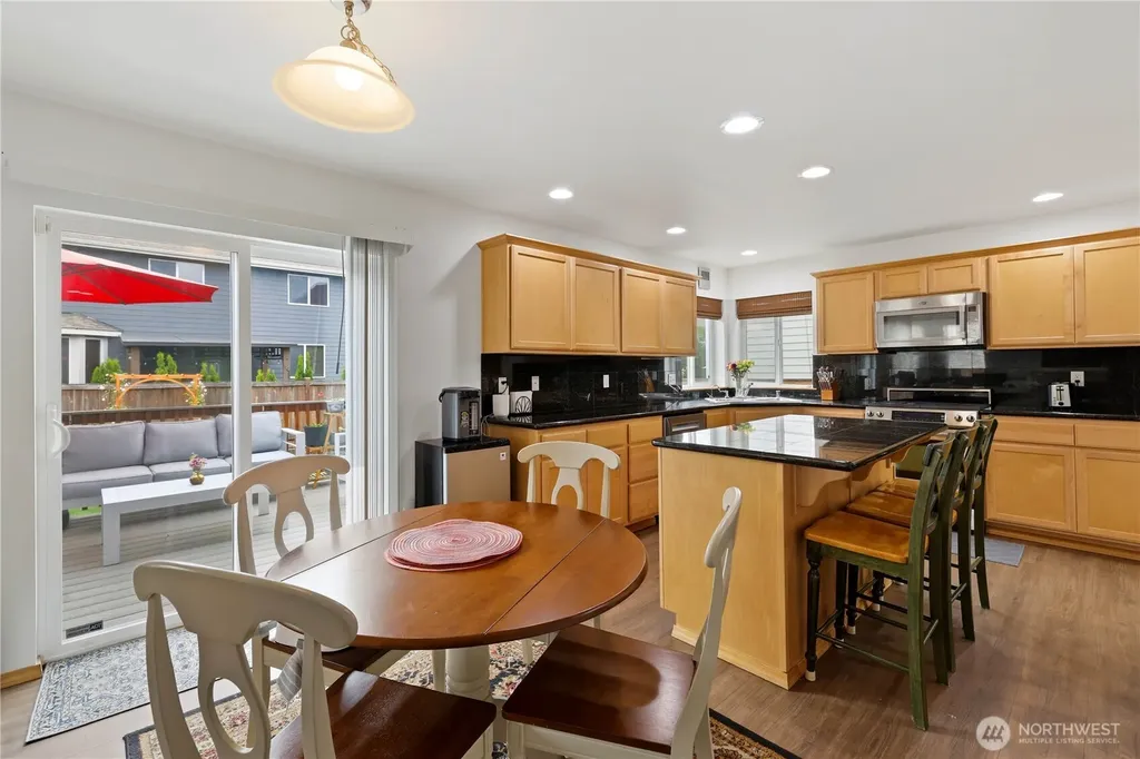 5208 NE 8th Court Renton WA 98059