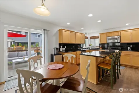 5208 NE 8th Court Renton WA 98059
