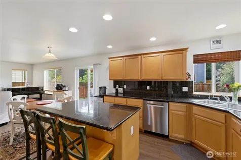 5208 NE 8th Court Renton WA 98059