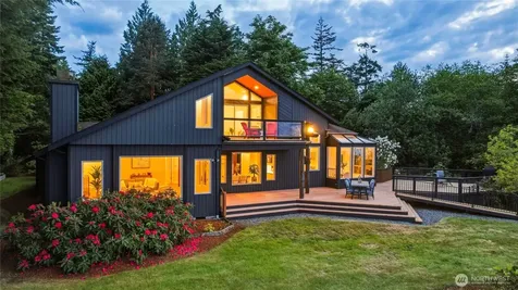 3996 NE Twin Spits Road Hansville WA 98340