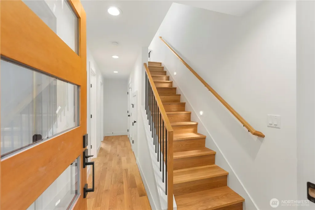 3934 S Angeline Street Seattle WA 98118