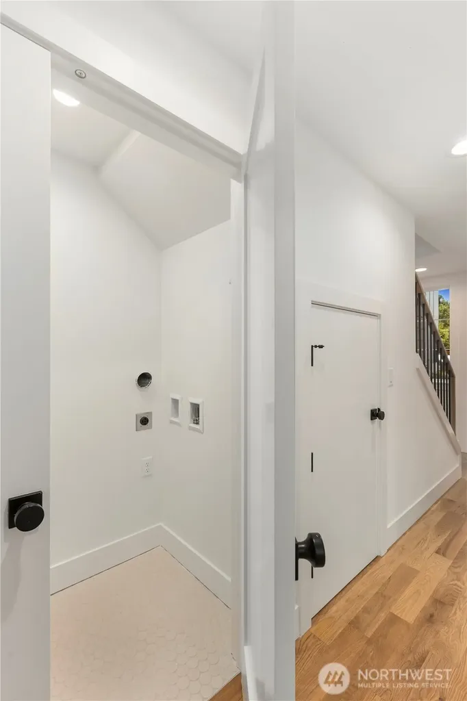 3934 S Angeline Street Seattle WA 98118