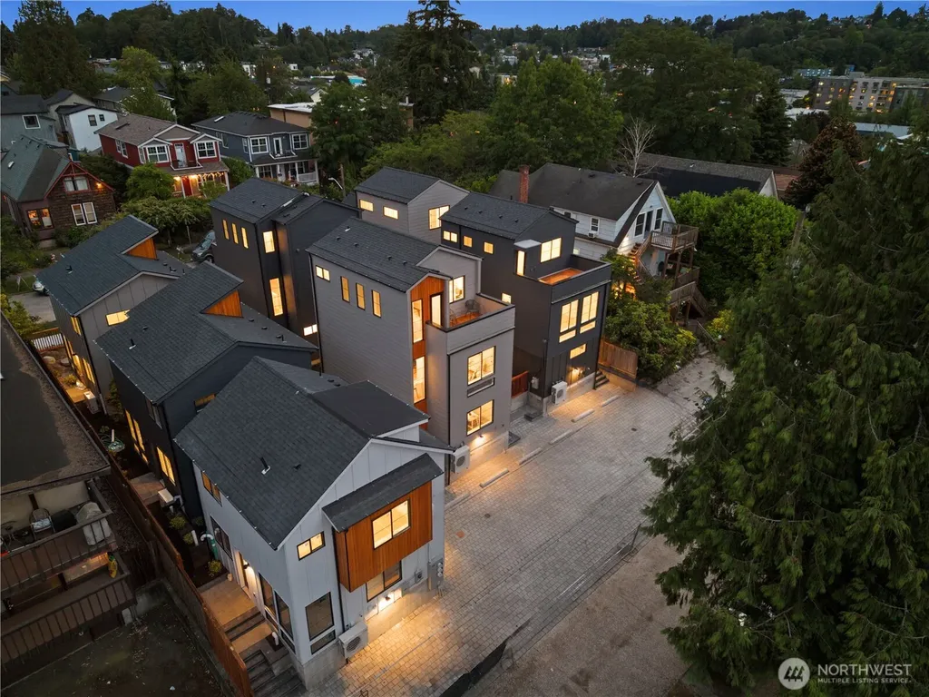 3934 S Angeline Street Seattle WA 98118