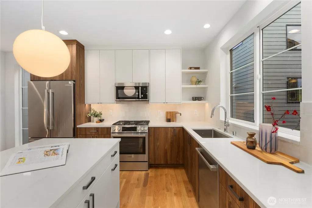 3934 S Angeline Street Seattle WA 98118