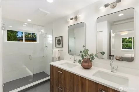 3934 S Angeline Street Seattle WA 98118