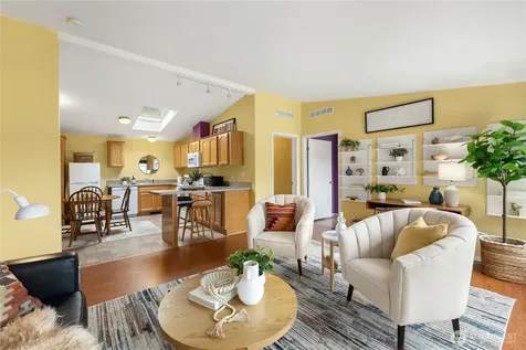 508 Madrona Way NE Bainbridge Island WA 98110