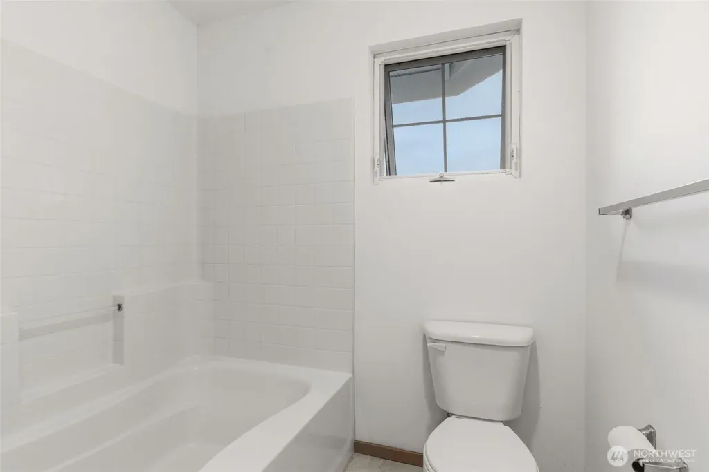 1025 62nd Street SE Auburn WA 98092