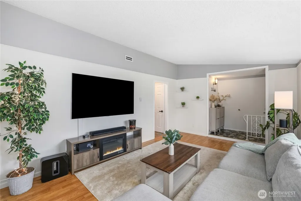 16602 10th Avenue E Spanaway WA 98387