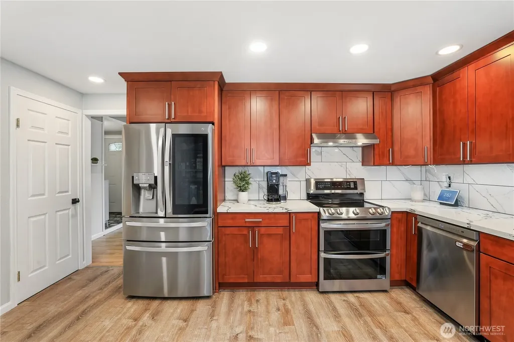 16602 10th Avenue E Spanaway WA 98387