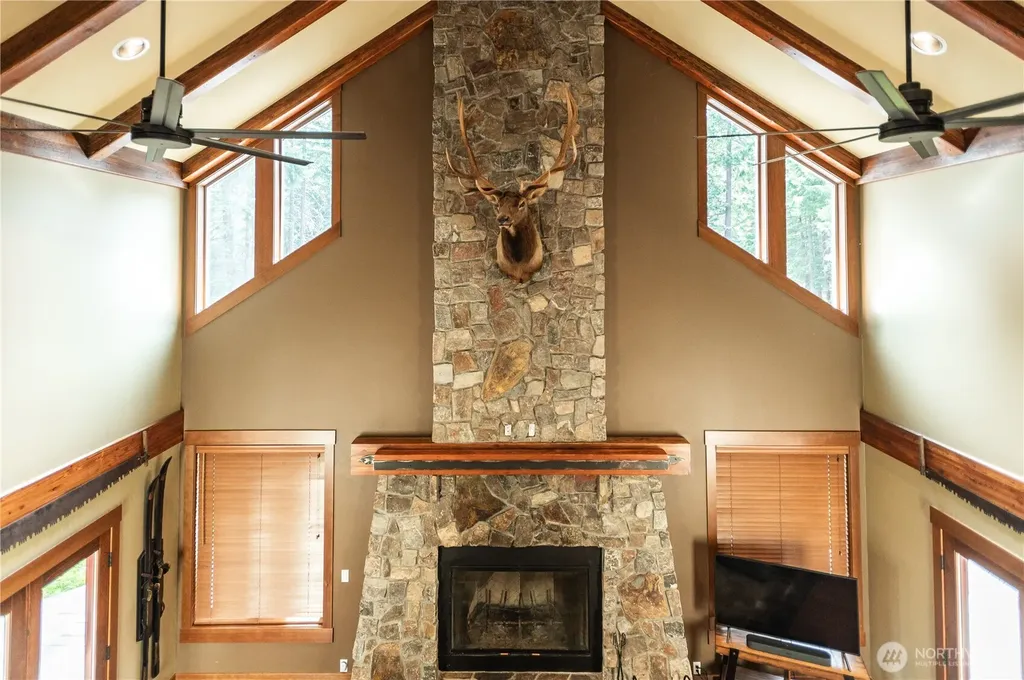 231 Vinegar Bend Road Ronald WA 98940