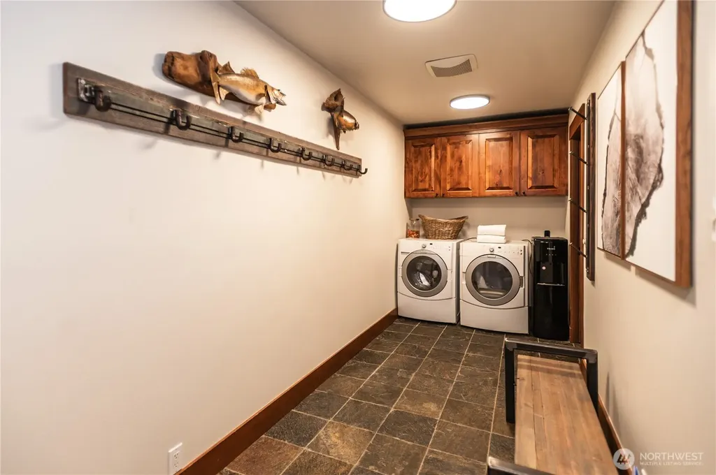 231 Vinegar Bend Road Ronald WA 98940