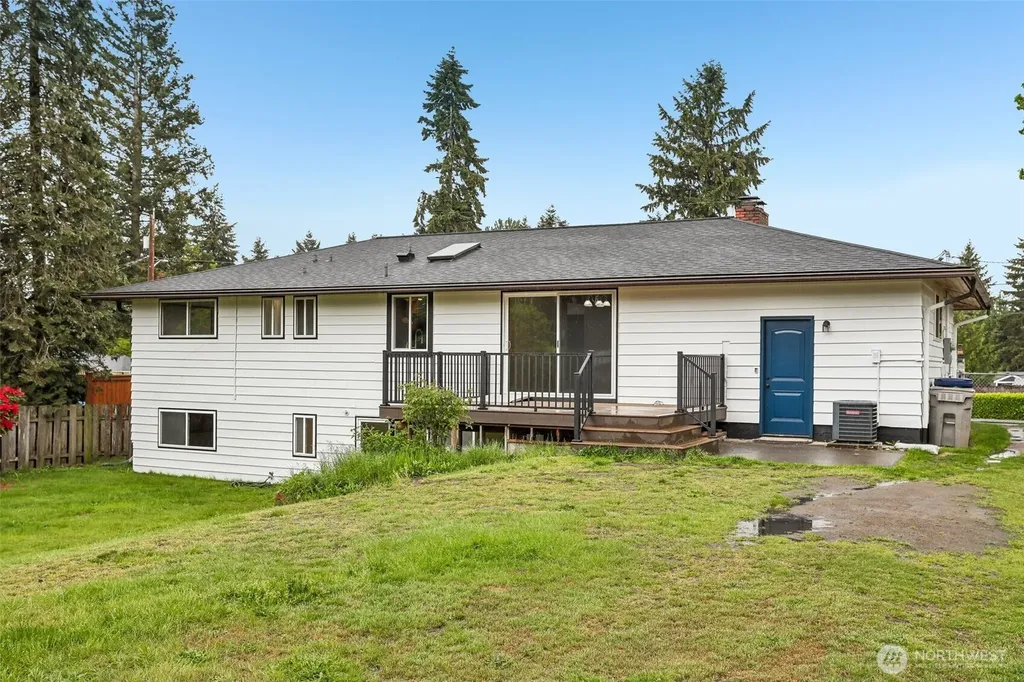 17226 129th Ave SE Renton WA 98058