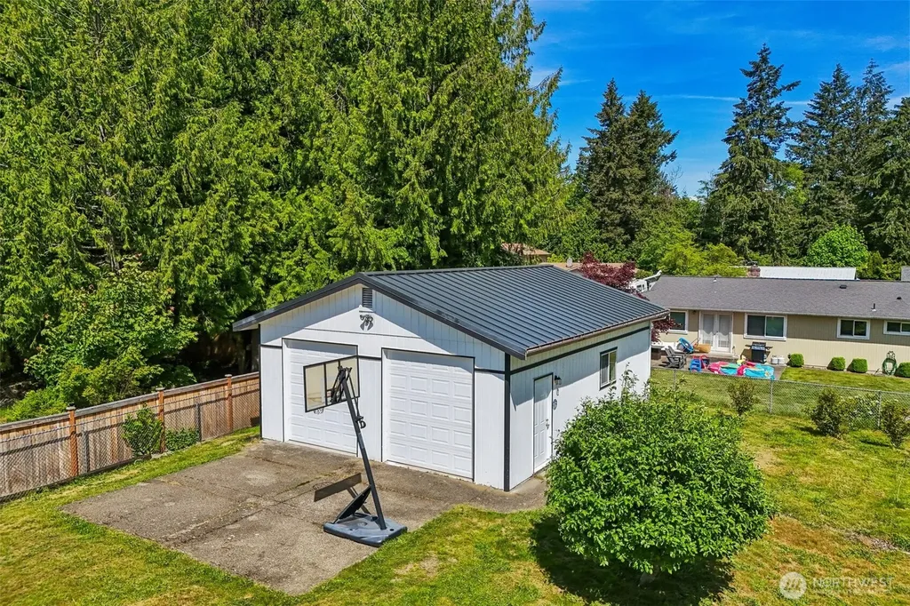 17226 129th Ave SE Renton WA 98058
