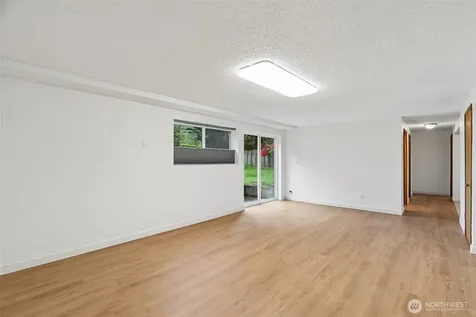17226 129th Ave SE Renton WA 98058