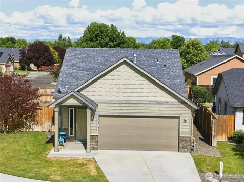1361 SW Greeley Street College Place WA 99324