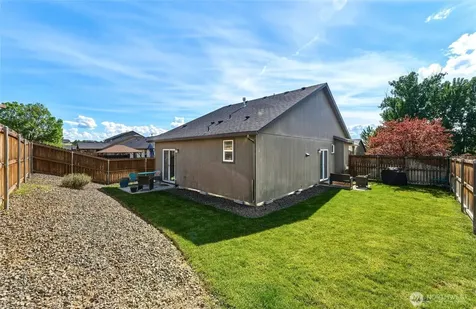 1361 SW Greeley Street College Place WA 99324