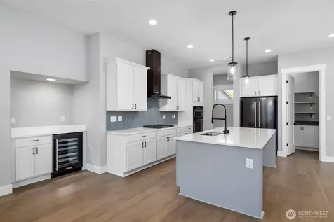 3829 95th Avenue E Edgewood WA 98371