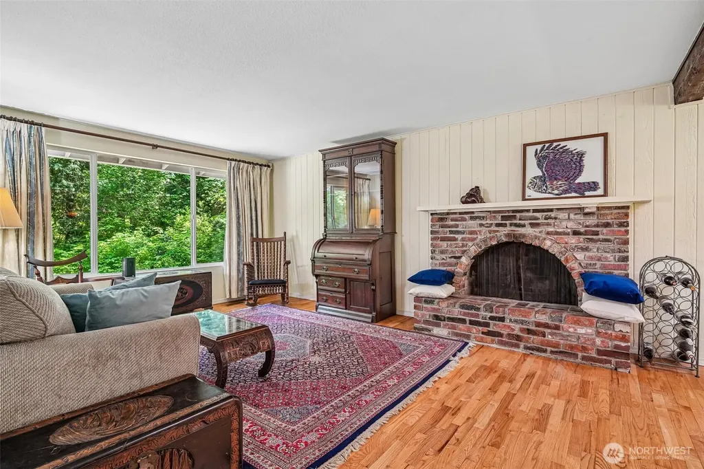 26301 SE 158th Street Issaquah WA 98027
