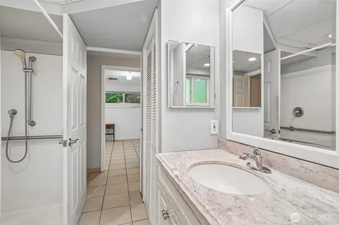 26301 SE 158th Street Issaquah WA 98027