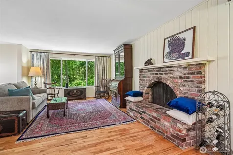 26301 SE 158th Street Issaquah WA 98027
